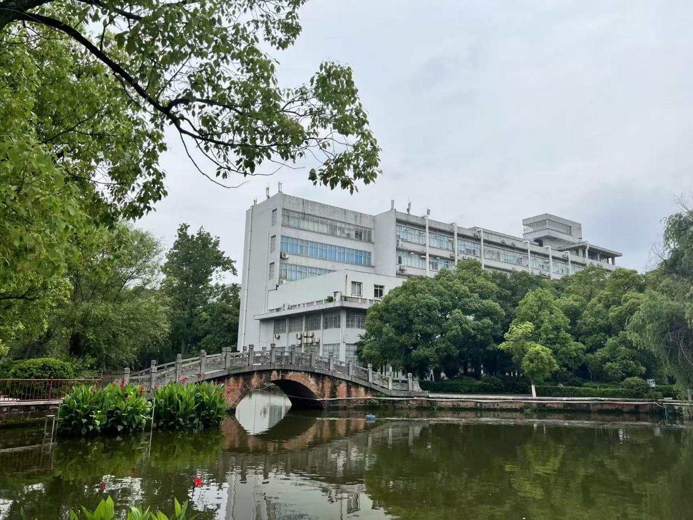 42eb38c2610b4fb984e8524b26af8545.png 42eb38c2610b4fb984e8524b26af8545.png